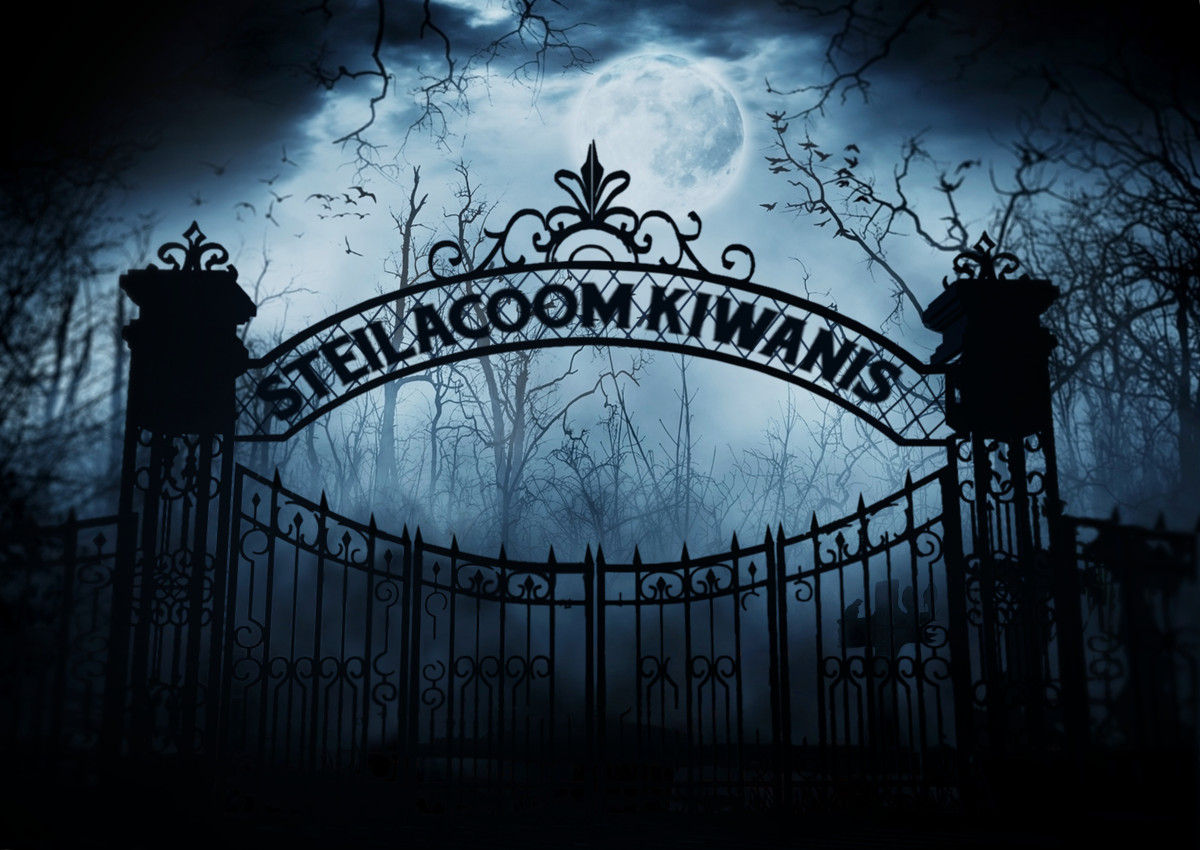 Halloween gate